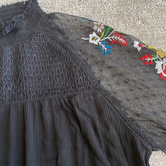 Banjara embroidered top with sheer sleeves Sz S - Picture 4 of 9